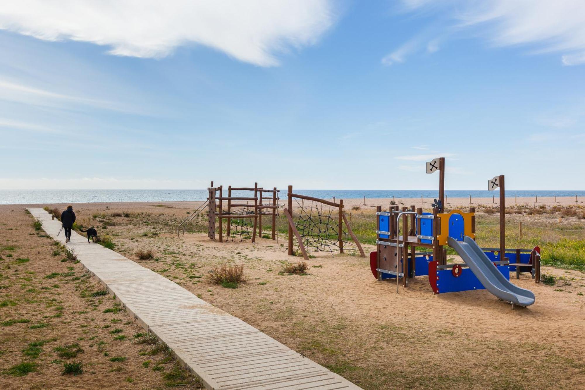 Blue Coast Apartment Canet De Mar Kültér fotó